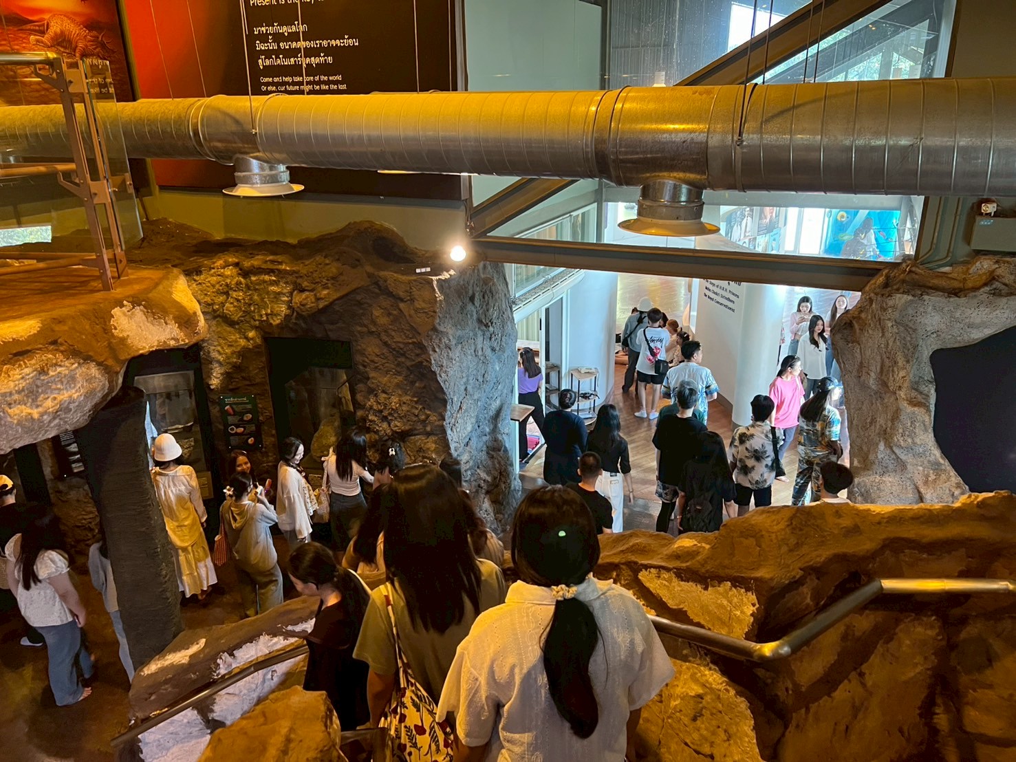 LINE_ALBUM_ศึกษาดูงาน ปี 3 2568_250424_139