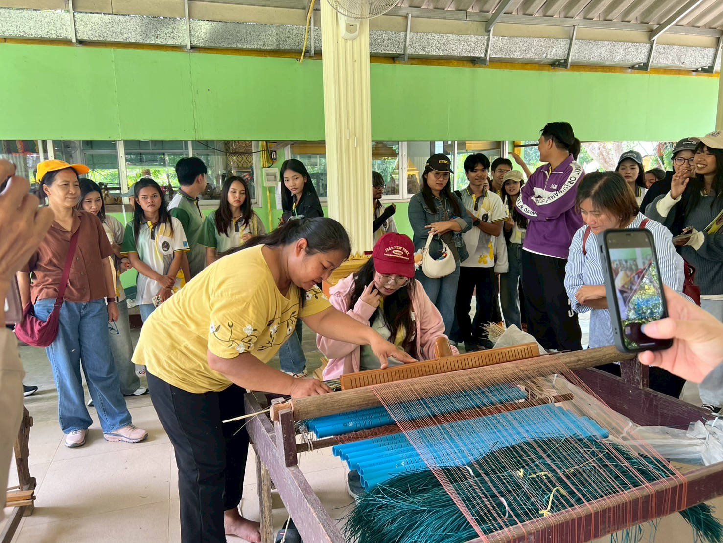 LINE_ALBUM_ศึกษาดูงาน ปี 3 2568_250424_217