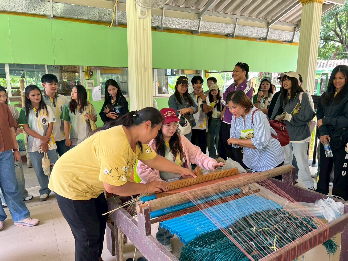 LINE_ALBUM_ศึกษาดูงาน ปี 3 2568_250424_222