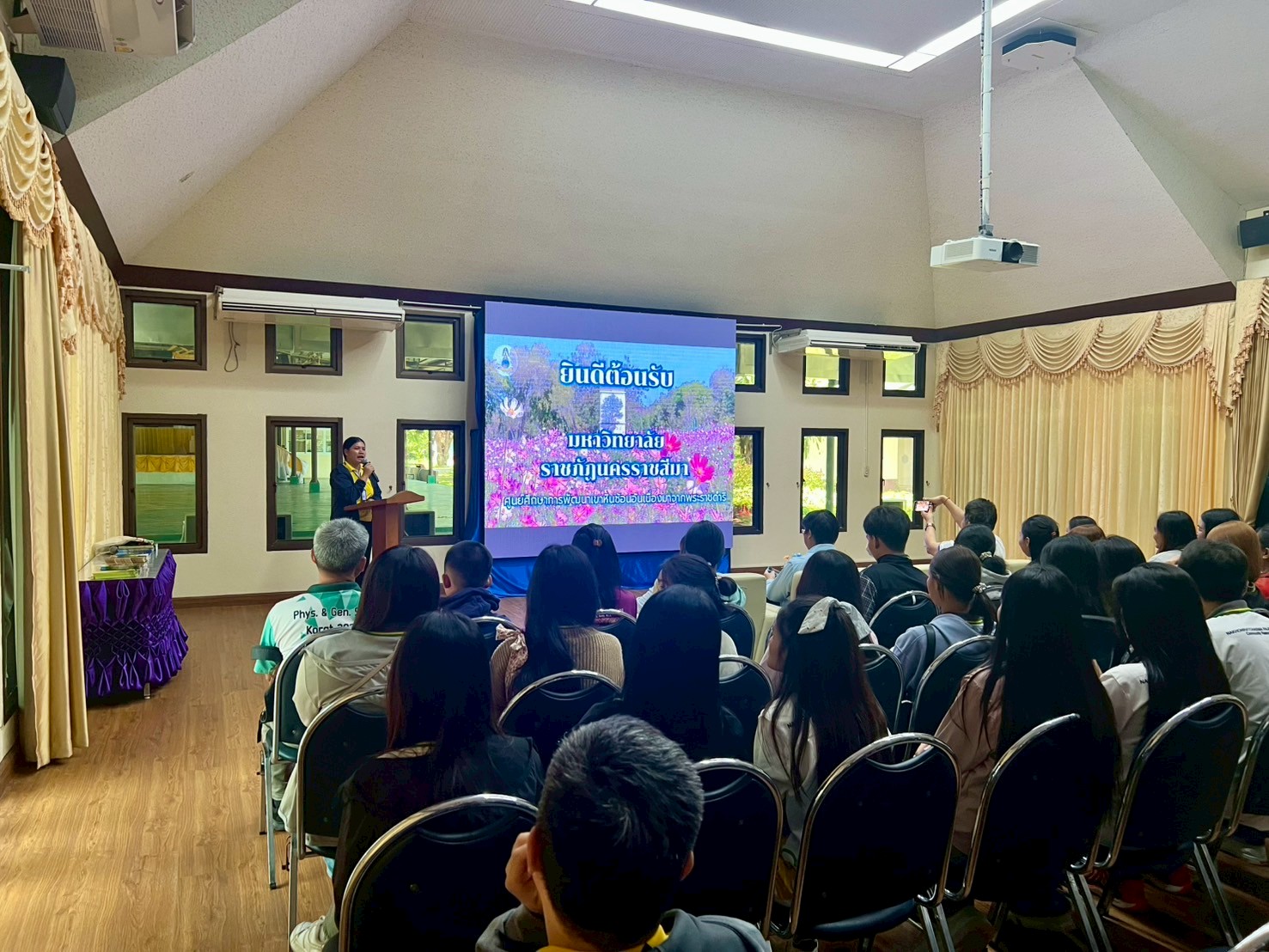 LINE_ALBUM_ศึกษาดูงาน ปี 3 2568_250424_246